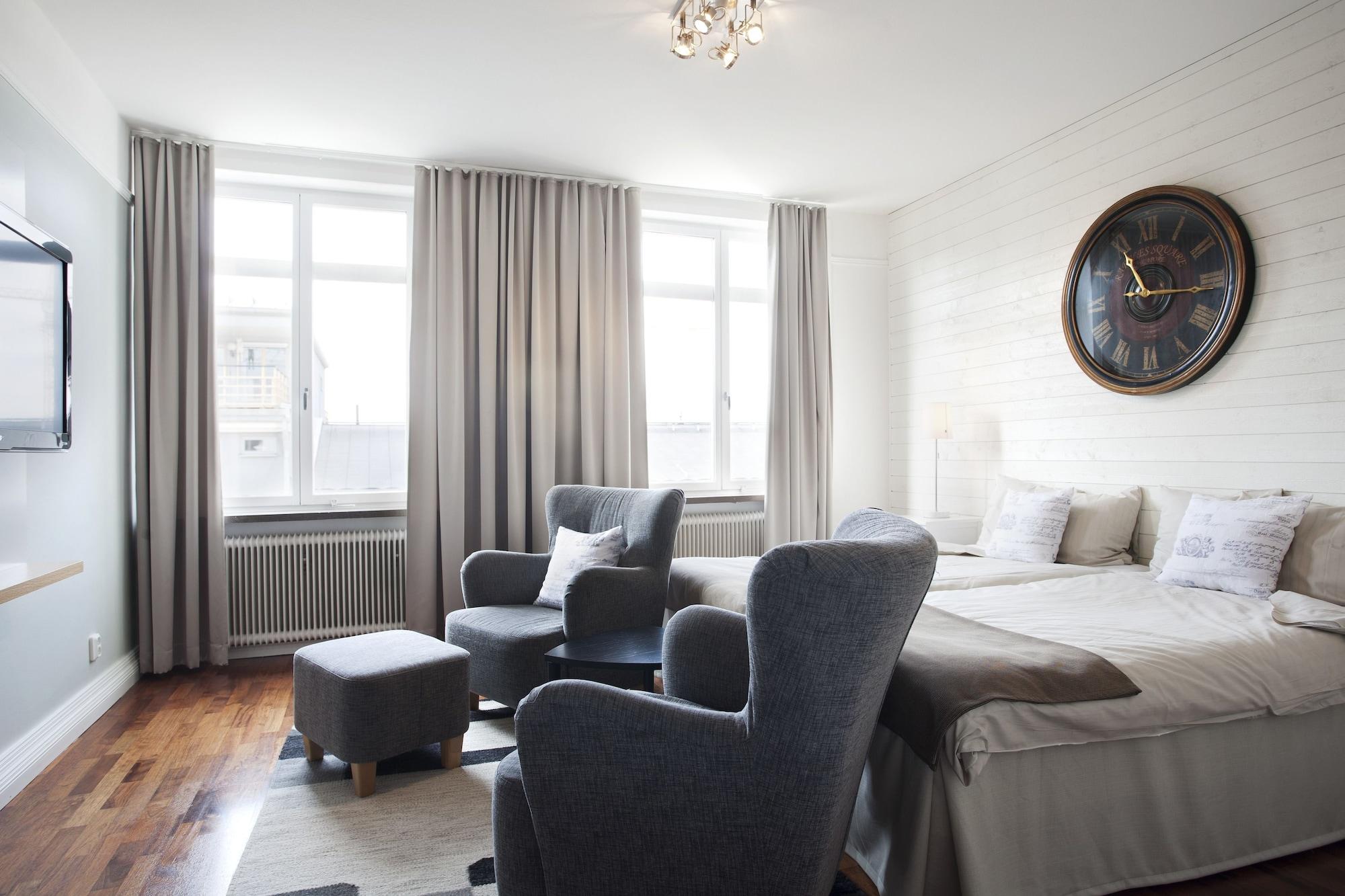 Hotel Oerebro ภายนอก รูปภาพ