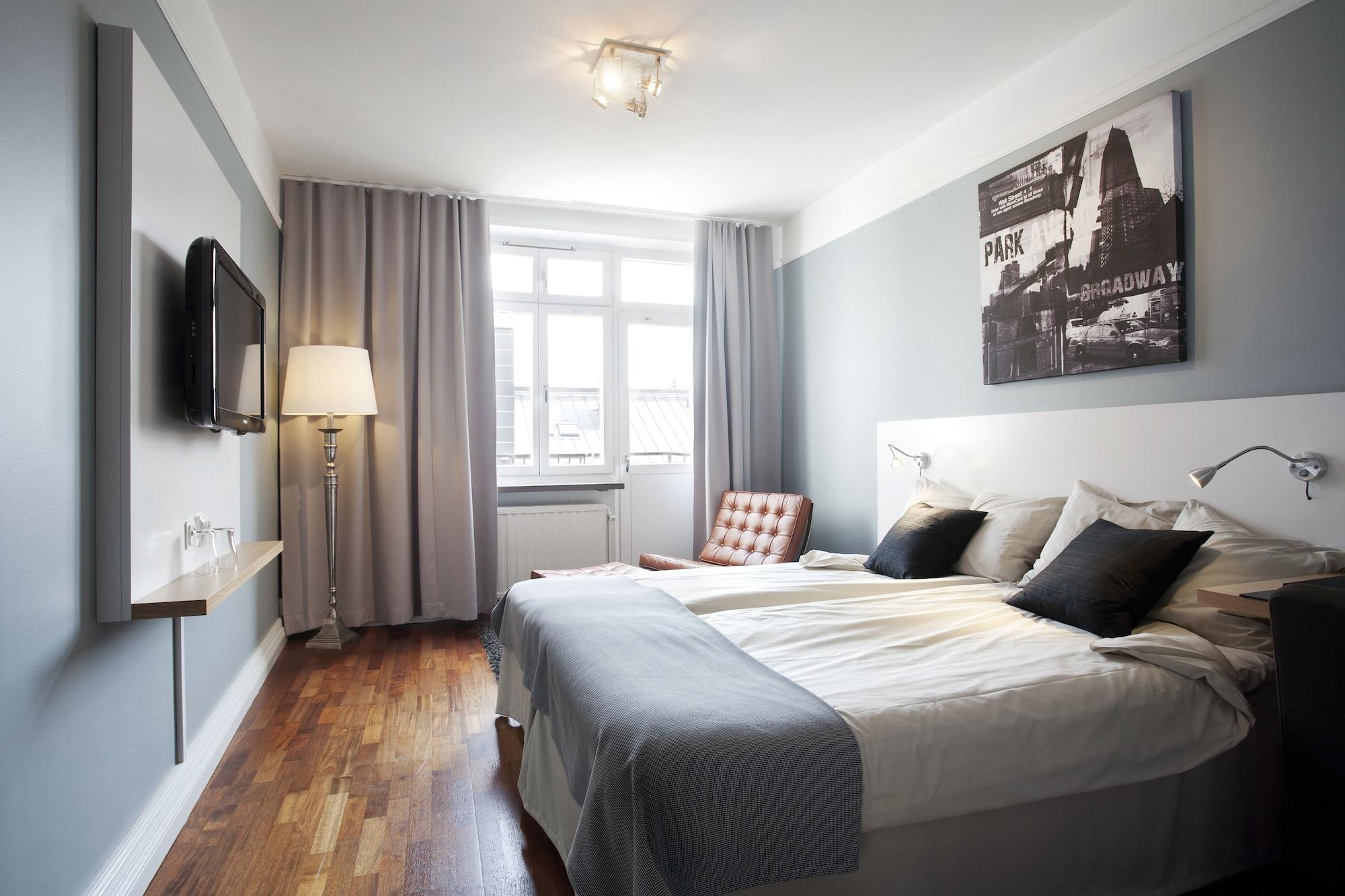 Hotel Oerebro ภายนอก รูปภาพ