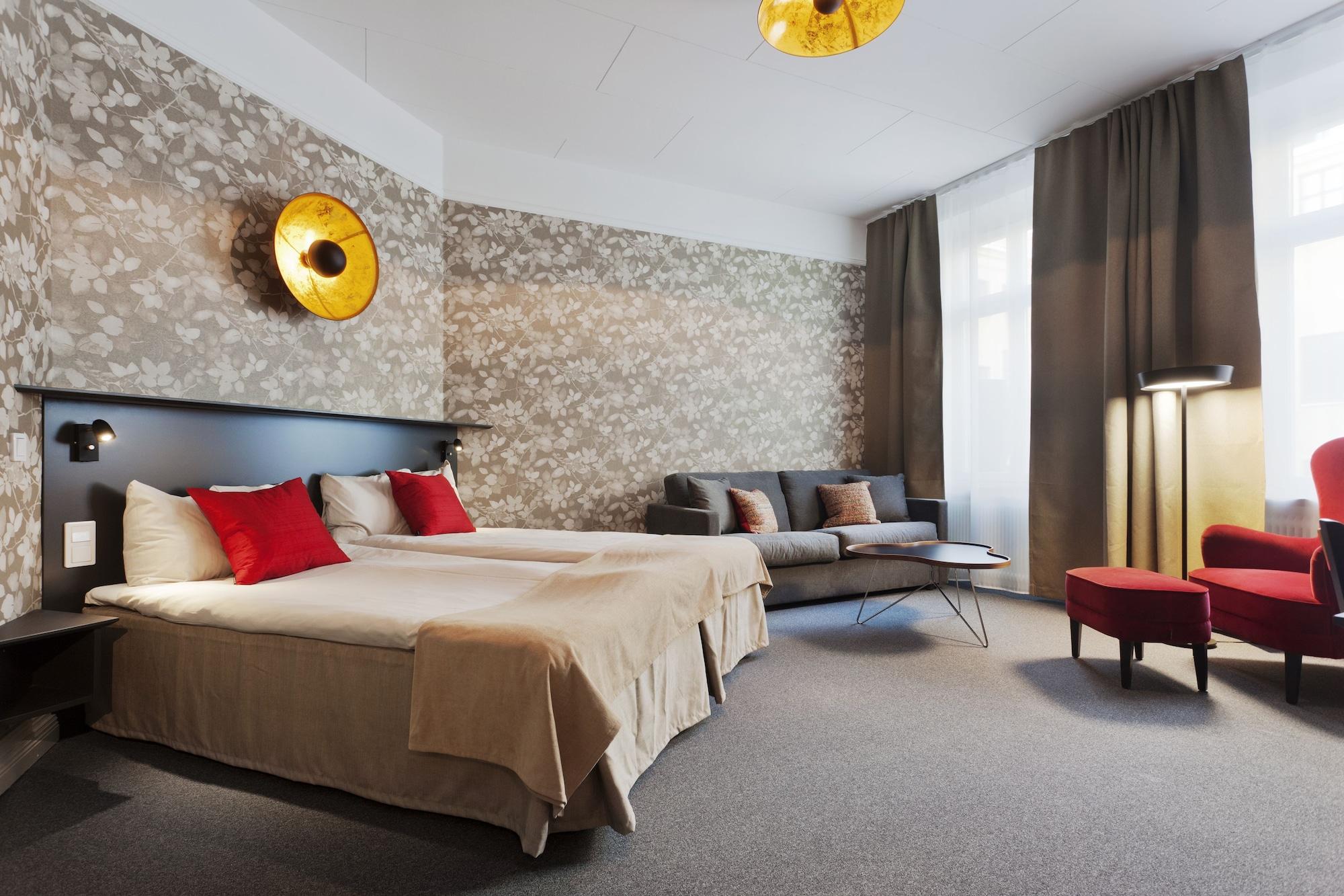 Hotel Oerebro ภายนอก รูปภาพ